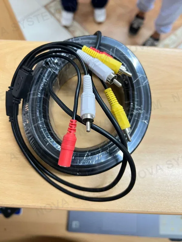 KLT-20M 2RCA+DC Klt-20m 2RCA+Dc Cable de Seguridad 20m (2 RCA+Dc Cable)