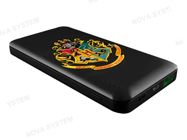 BATERIA EMTEC POWER BANK PORTABLE, HARRY POTTER HOGWARTS 1 PUERTO USB-A, 1 PUERTO USB-C, 1 PUERTO MICRO USB, BATERIA 10000MAH, NEGRO (ECCHA5U800HP05)