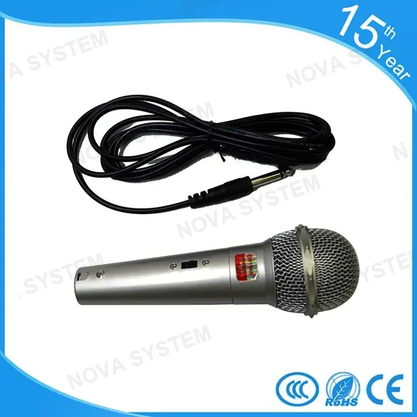 WG-119 Micrófono Doble con Cable Wvngr
